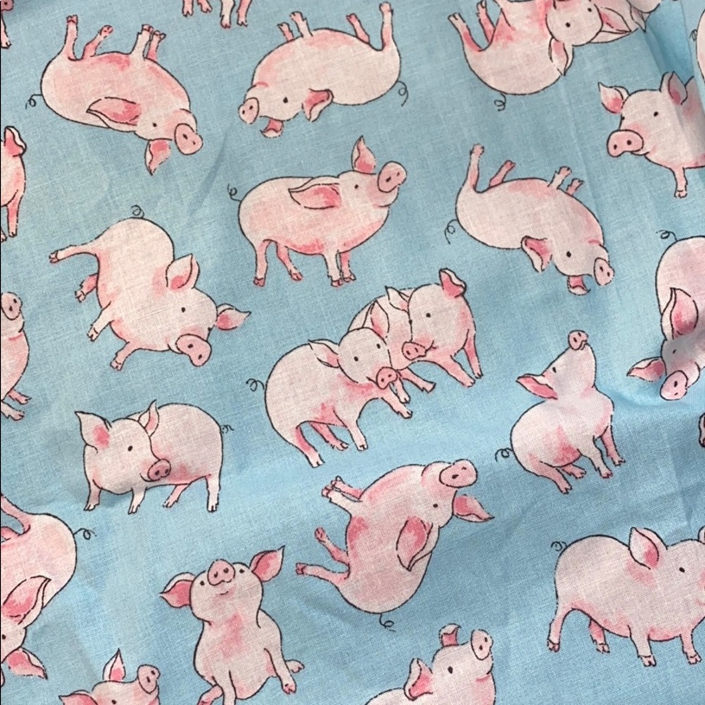 Cotton scrub cap/face mask combo, Pigs